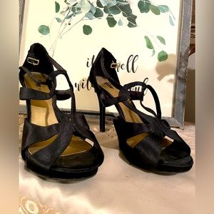 Size 8 1/2 wide black Fioni night strappy heels